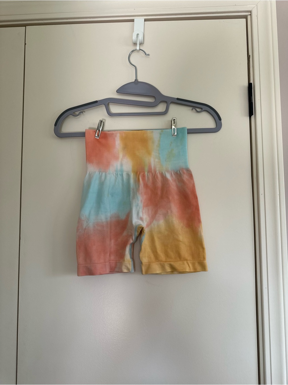 Pastel Tie Dye Seamless Gym Shorts